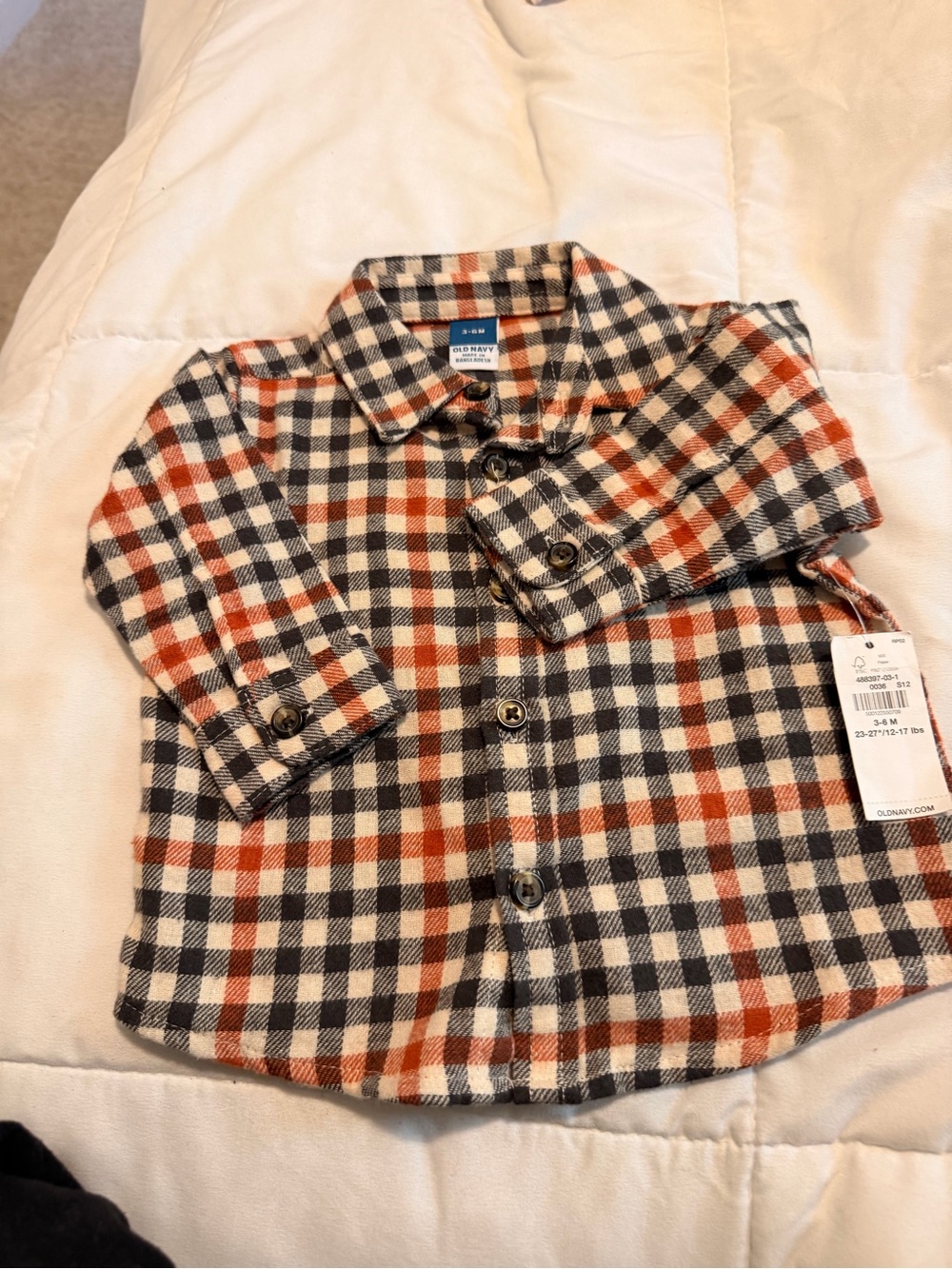 Old Navy Plaid Button-Down Shirt in Cream, Rust & Navy
